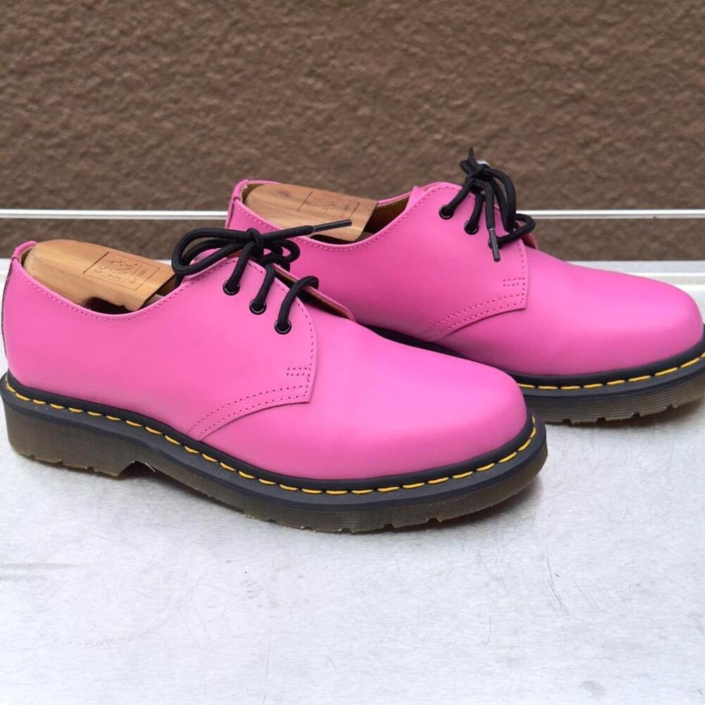 Dr Doc Martens Pink Oxford Shoes - Size 7